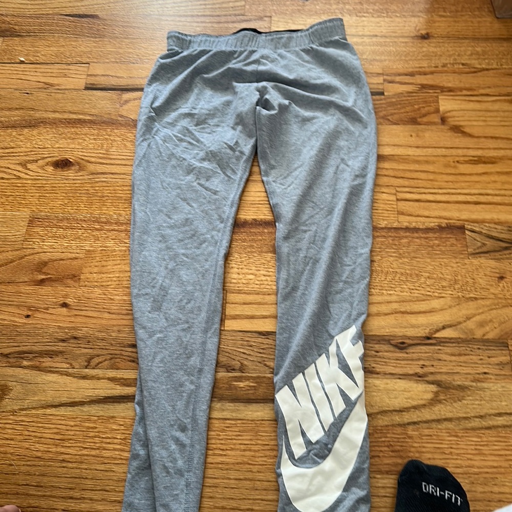 nike leggings